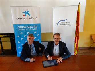 El Consell Comarcal del Pla de l’Estany signa una col·laboració amb l’Obra Social “La Caixa” per una ajuda econòmica de 10.000€